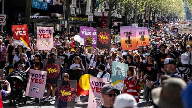 'Yes' side rallies with calls to cut through falsehoods