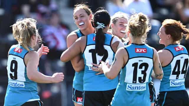 Port Adelaide fight back to beat St Kilda in AFLW