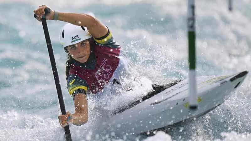 Canoe star Jess Fox takes bronze, her 21st world medal