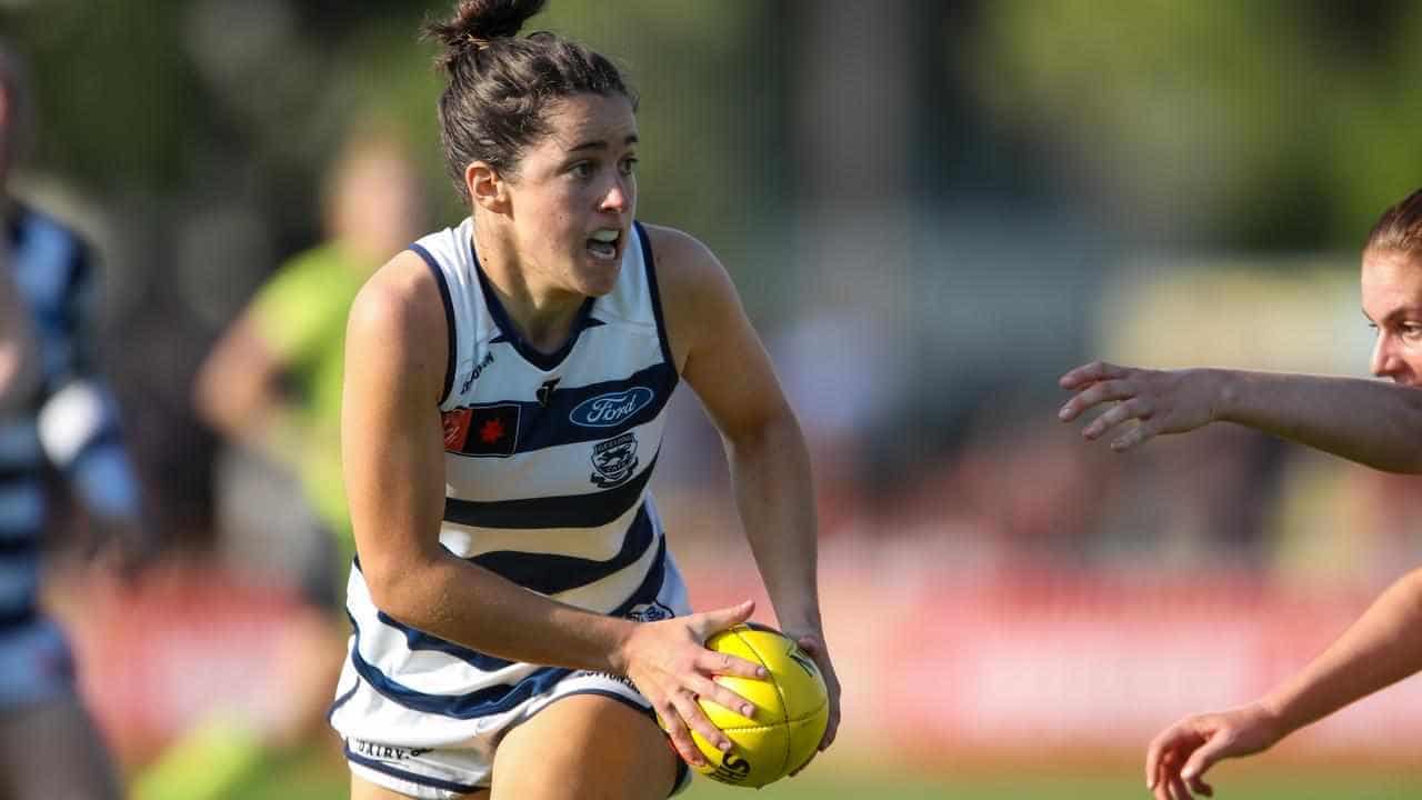 Fast-starting Geelong get better of Port Adelaide