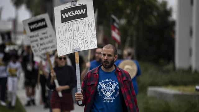 Tentative deal to end the Hollywood writers strike