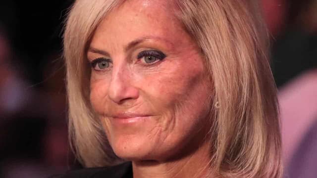 Early election risk as only Liberal government on brink