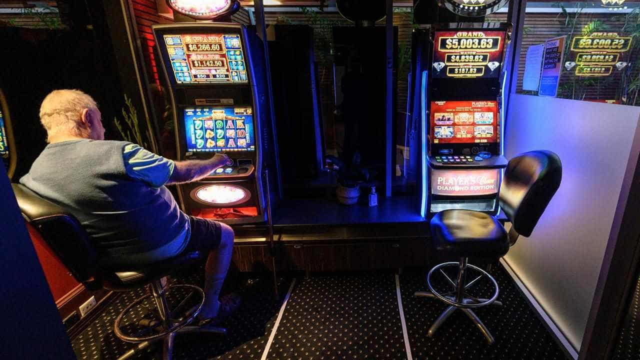 Mandatory closures for Victorian gaming machine venues