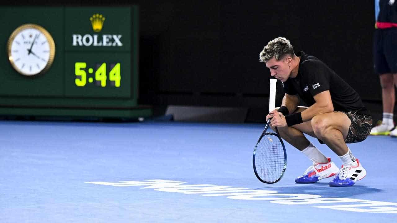 Extended Australian Open to serve up Sunday start