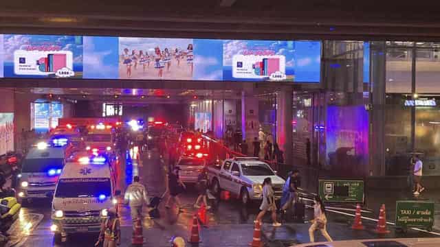 14-yr-old suspect arrested after Bangkok mall shooting