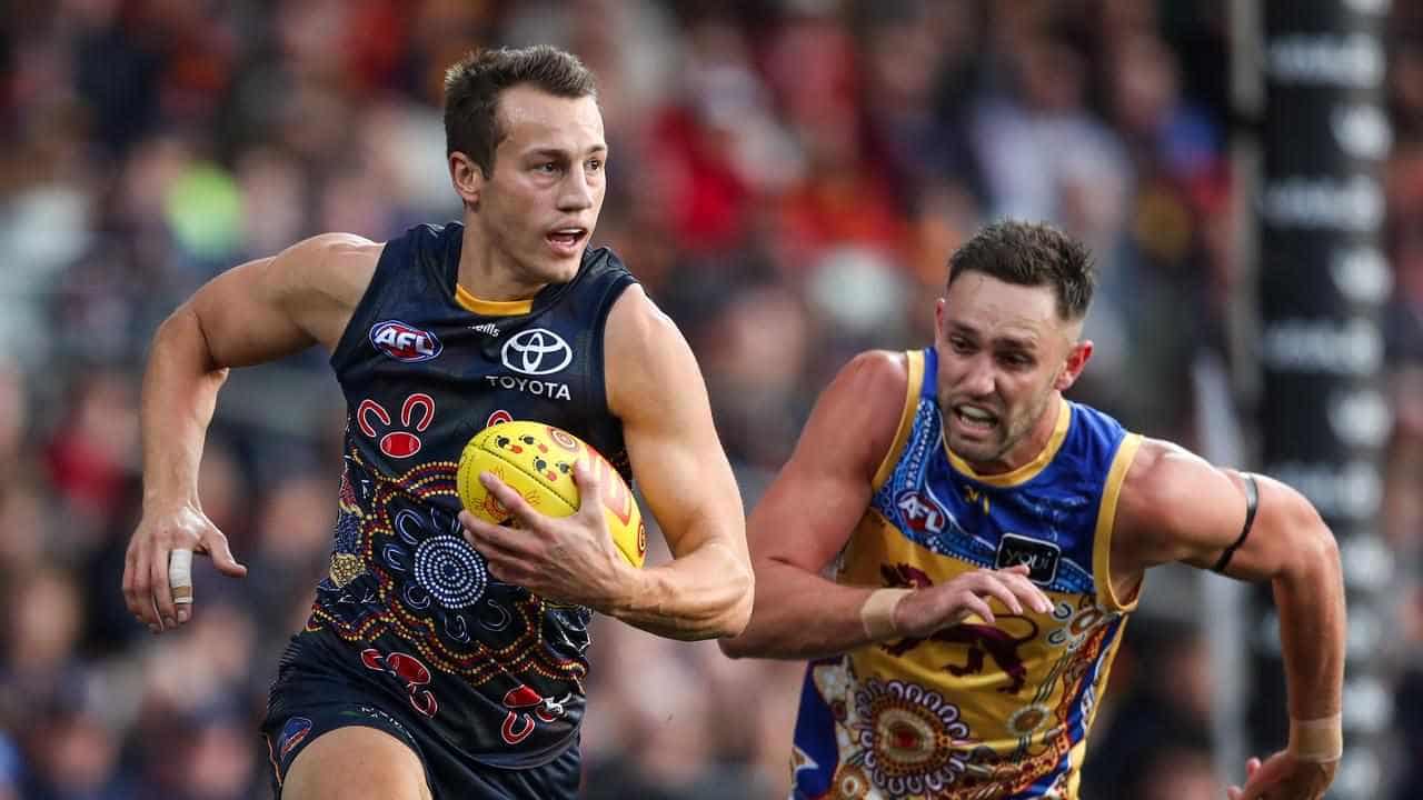 Crows defender Doedee wants AFL move to Brisbane