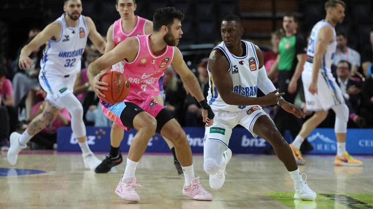 Sobey shines as Brisbane Bullets beat Breakers in NBL