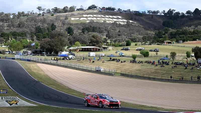 Kostecki takes provisional pole for Bathurst 1000