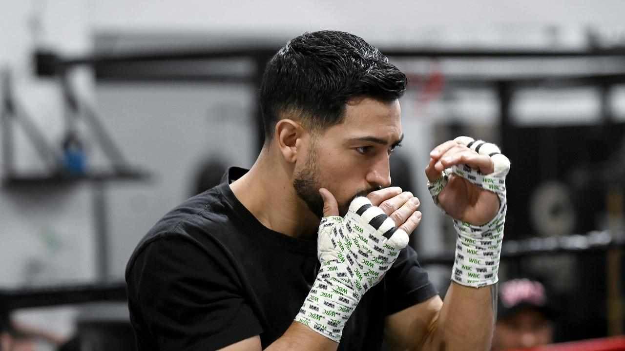 Mendoza vowing to overpower Tszyu in world-title fight