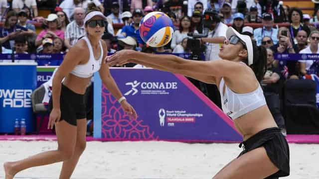 Aussie beach volleyball pair miss world title medals