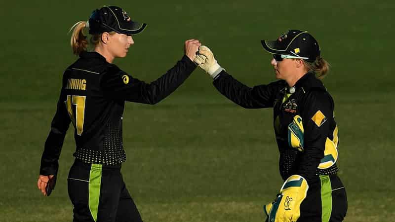 Healy proud of Lanning ahead of star's WBBL return