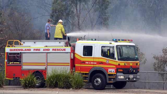 Residents returning to homes after Qld bushfires threat