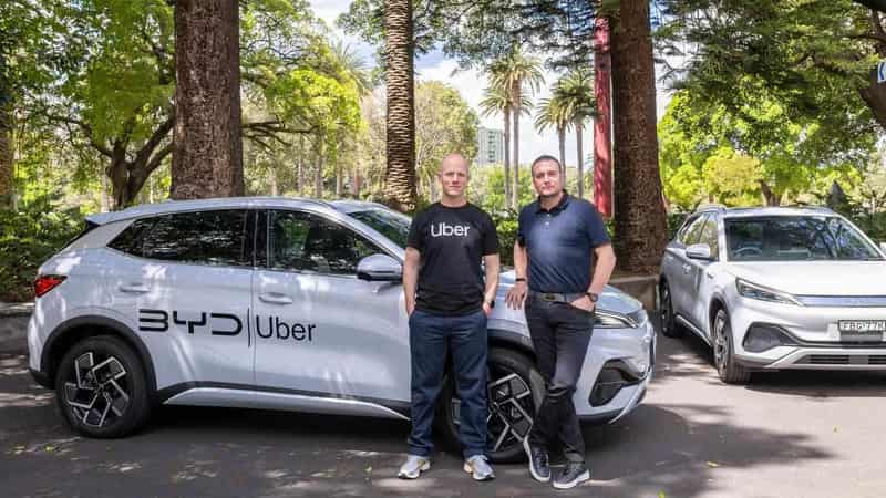 Uber drivers offered 10,000 electric cars in EV push