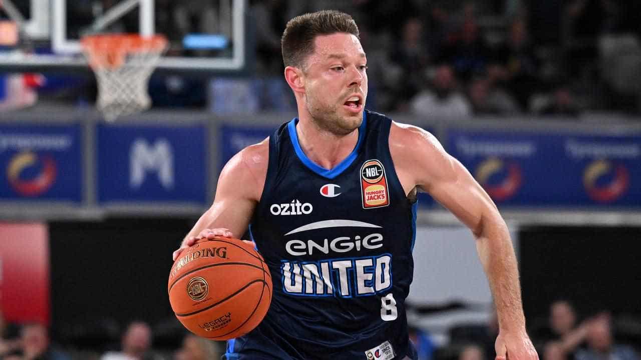 Dellavedova to sit out again, NBL return date set