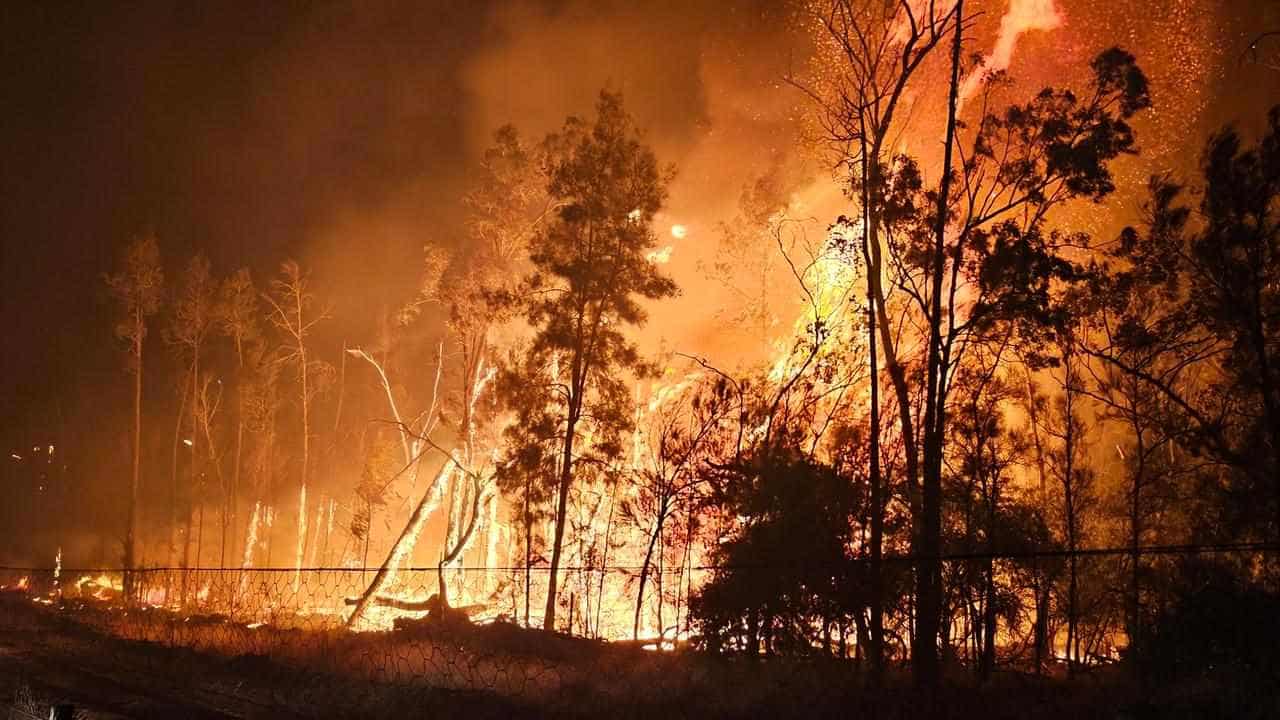 Interstate, NZ help for weary Queensland firefighters