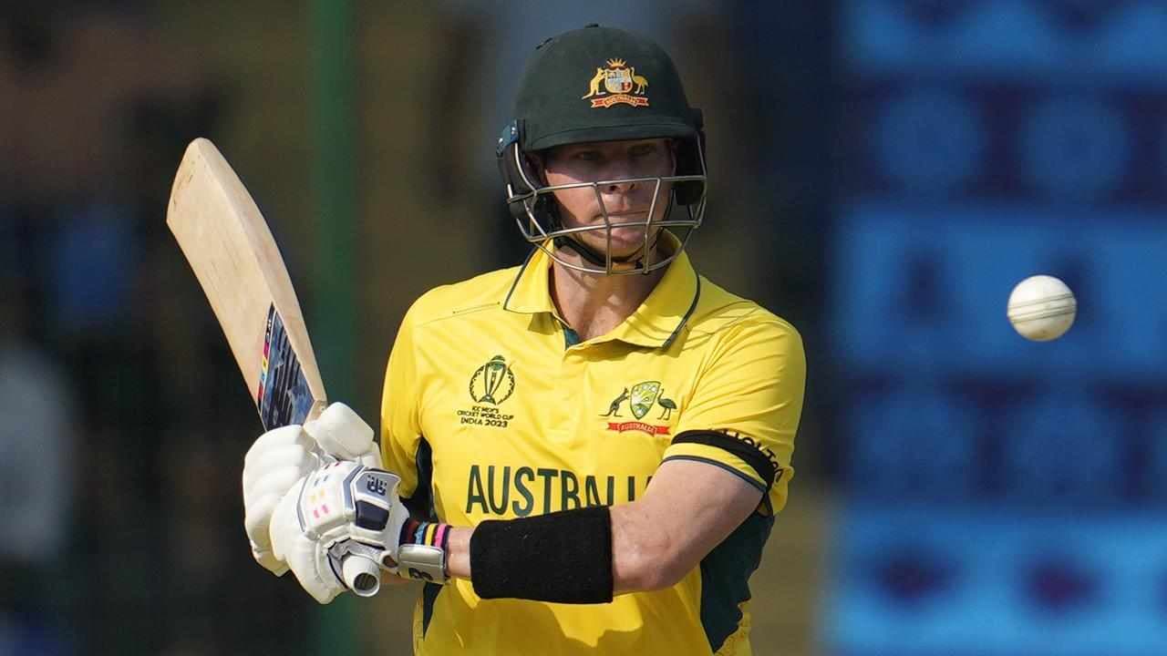 Smith finds his hands again in warning for New Zealand