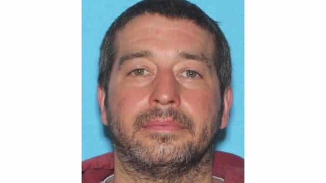 Suspected Maine shooter found dead after manhunt