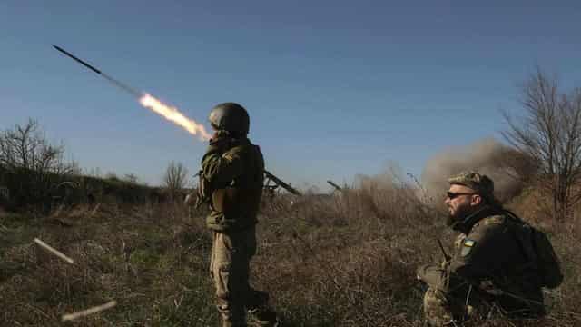 Ukraine troops repel Russian attacks along front line