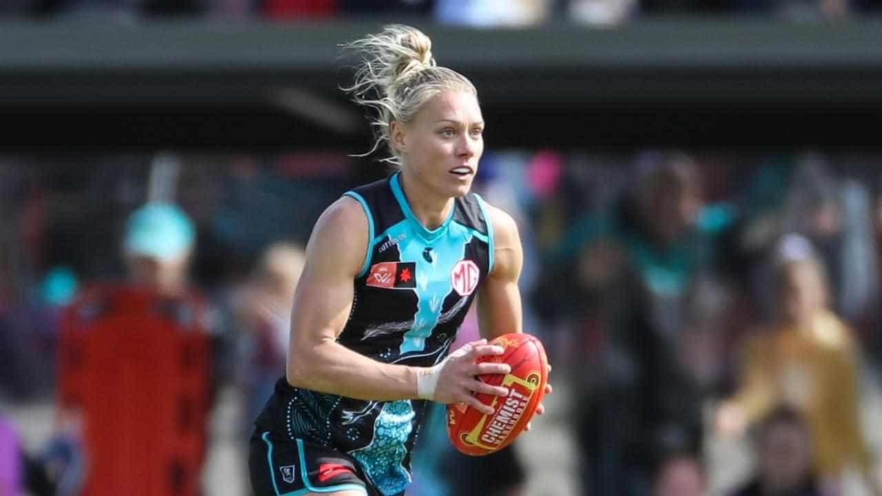 Legend Phillips to present AFLW grand final medal