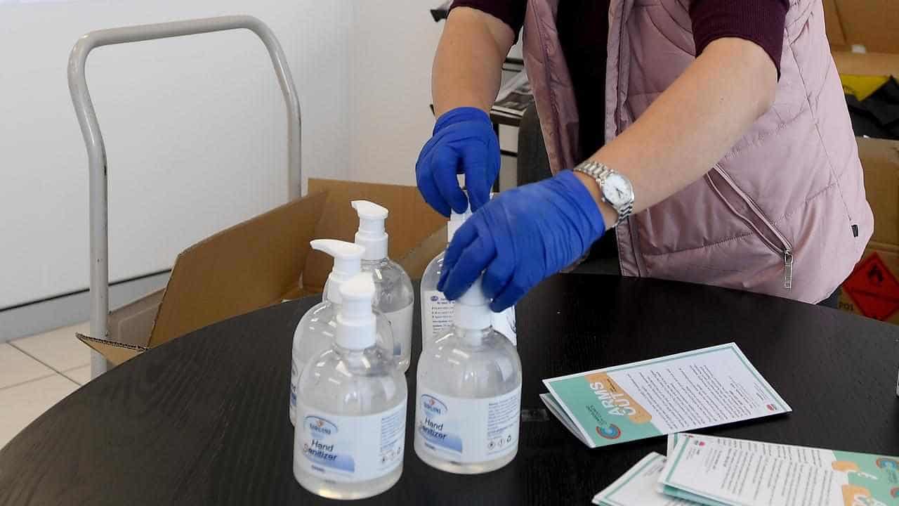 States wash hands of 40,000 bathtubs worth of sanitiser