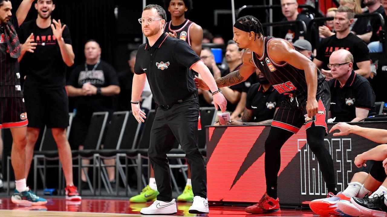 Struggling Hawks axe NBL coach Jackomas