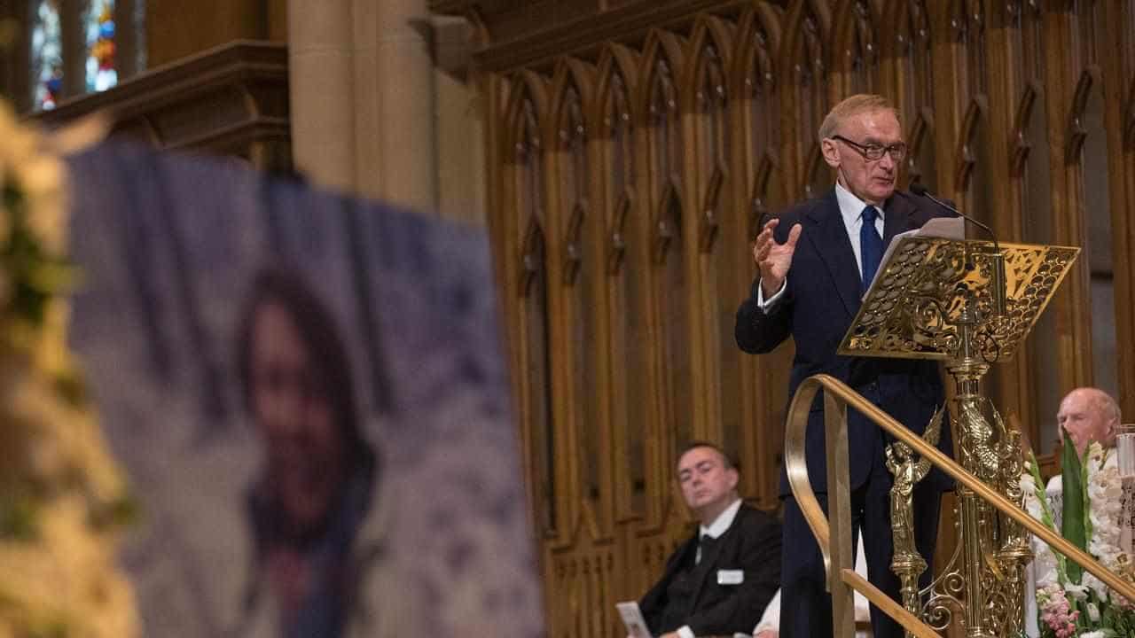 'My lucky star': Bob Carr farewells wife Helena