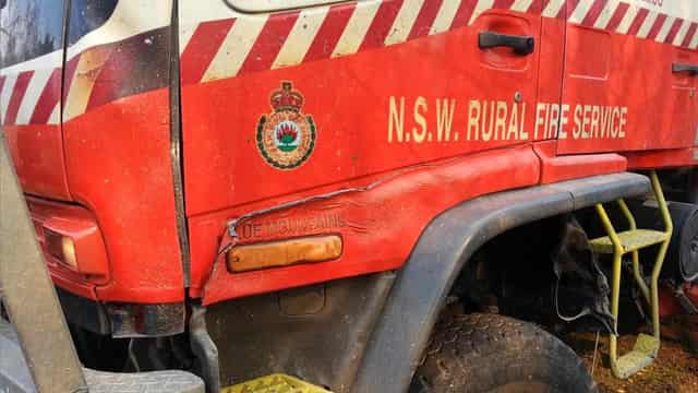 Warning as fire rips through NSW nature reserve