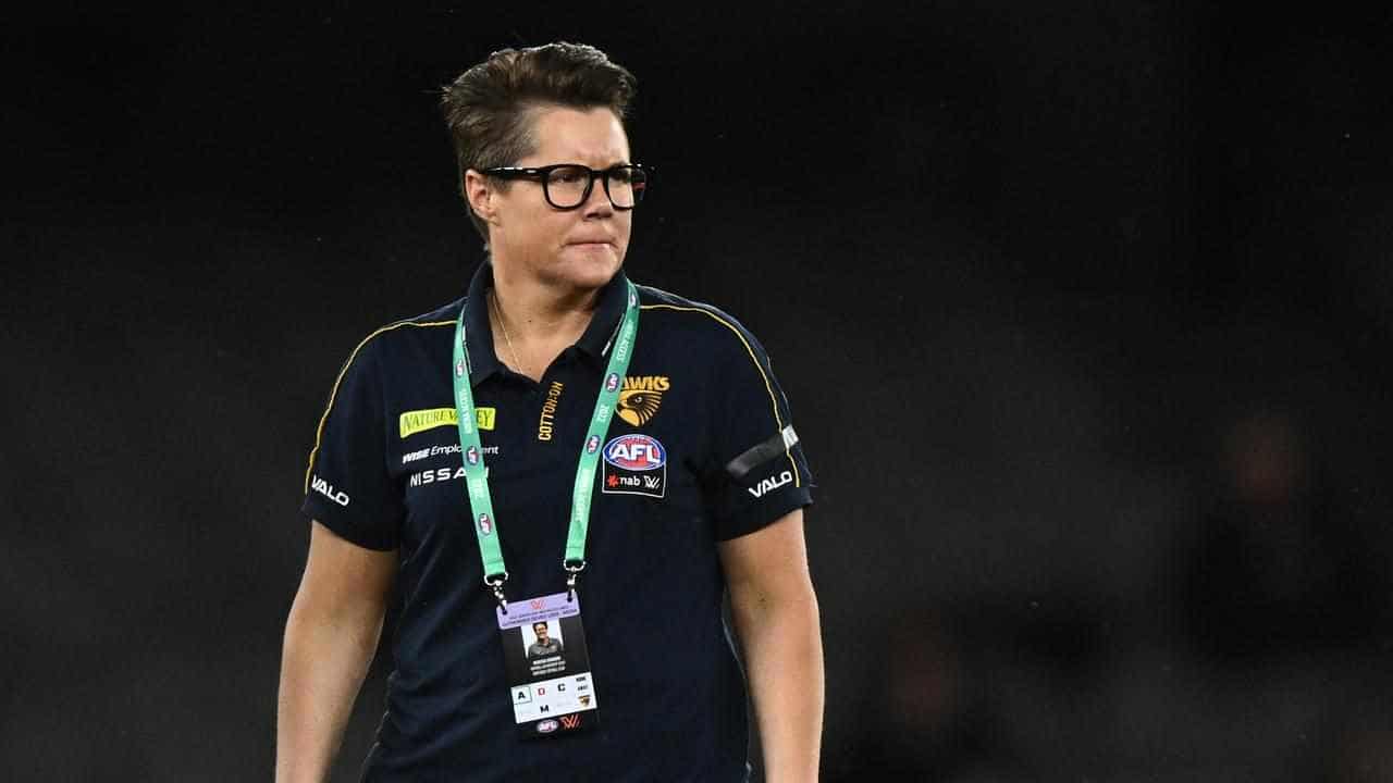 AFLW's first flag coach Goddard announces retirement