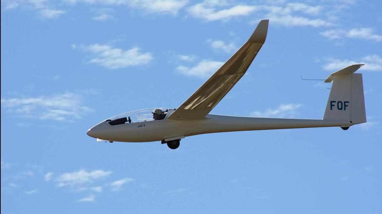 Magic in the sky as world's top pilots head to the bush