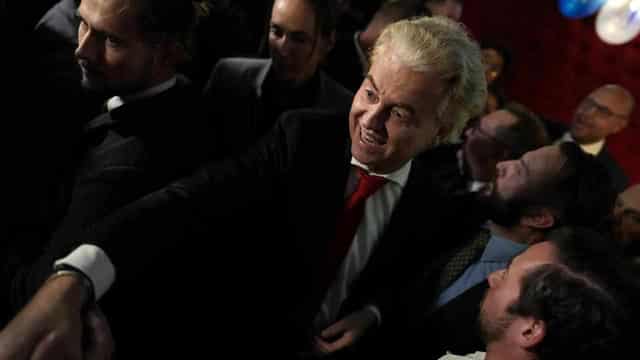 Wilders seeks to form Dutch govt after election win