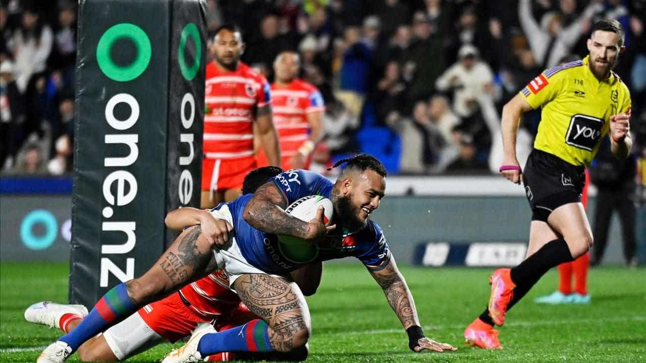 Dragons players endorse hunt for Fonua-Blake signature