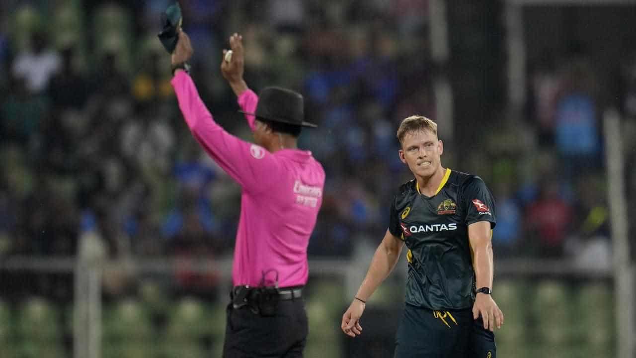 India belt jaded Australia by 44 runs in second T20