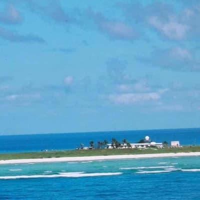 Cyclone Jasper swings towards Australia