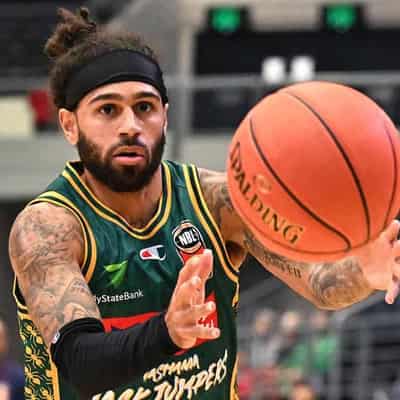 Crawford stars as JackJumpers crush Breakers in NBL