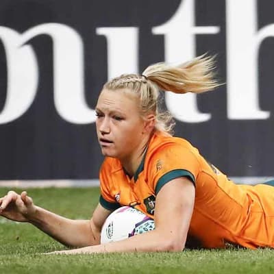 Levi on fire as Aussie women, men progress in Cape Town