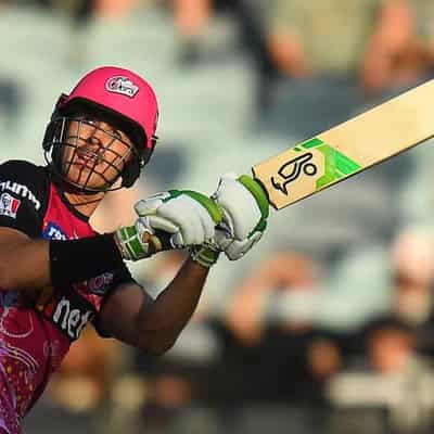 Hughes leads Sixers to BBL win, Hobart's Meredith hurt