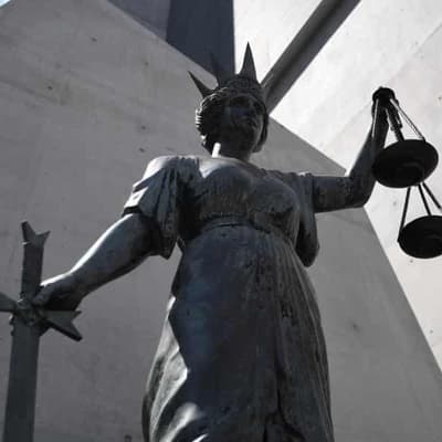 Fake physio jailed for $400k fraud, money laundering