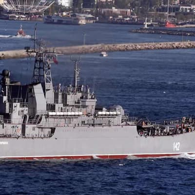 Russian warship in Crimea 'damaged' in Ukrainian attack