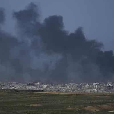 Israel ups Gaza assault, comms blackout hits rescuers