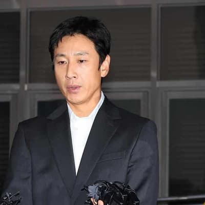 'Parasite' star Lee Sun-kyun found dead amid drug probe