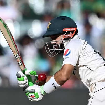 Pakistan fume over umpiring and technology in defeat
