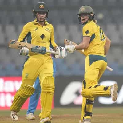 Australia beat India by three runs to seal ODI series