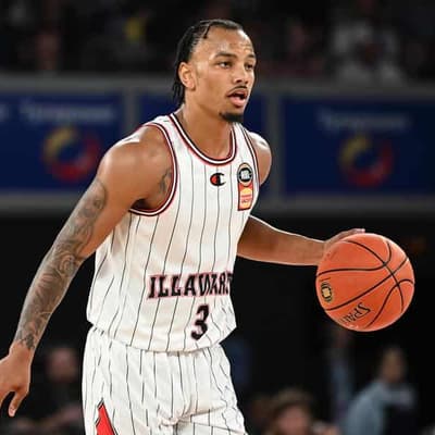 Hawks blow 36ers away to stay hot in NBL