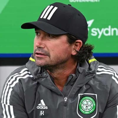 Harry Kewell replaces Muscat at Yokohama F Marinos