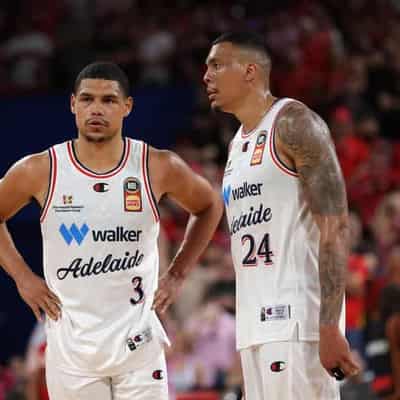 Record crowd rejoice as Sixers shock NBL leaders United