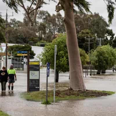 Vic faces wettest January days as floodwaters shift