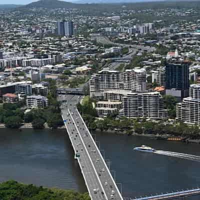 Seachangers help Brisbane property prices top Melbourne