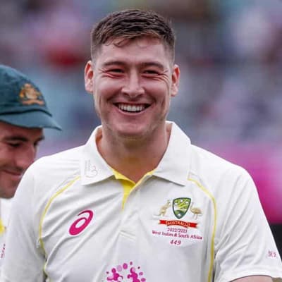 How Renshaw thrived during 'weird' time in Test cricket
