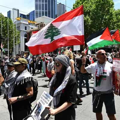 Melbourne march to mark 100 days of war in Middle East