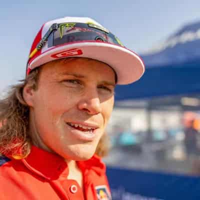 Aussie Sanders can't halt another Honda 1-2-3 in Dakar